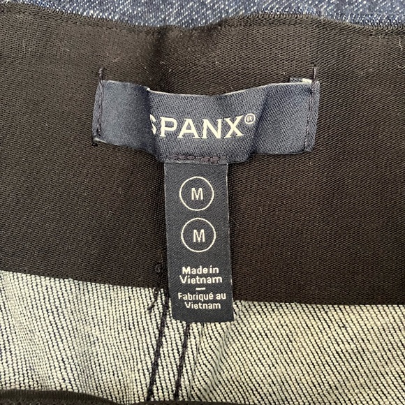 Spanx Women’s Zero Waistband Crop Wide Leg Jeans size Medium - Picture 8 of 8